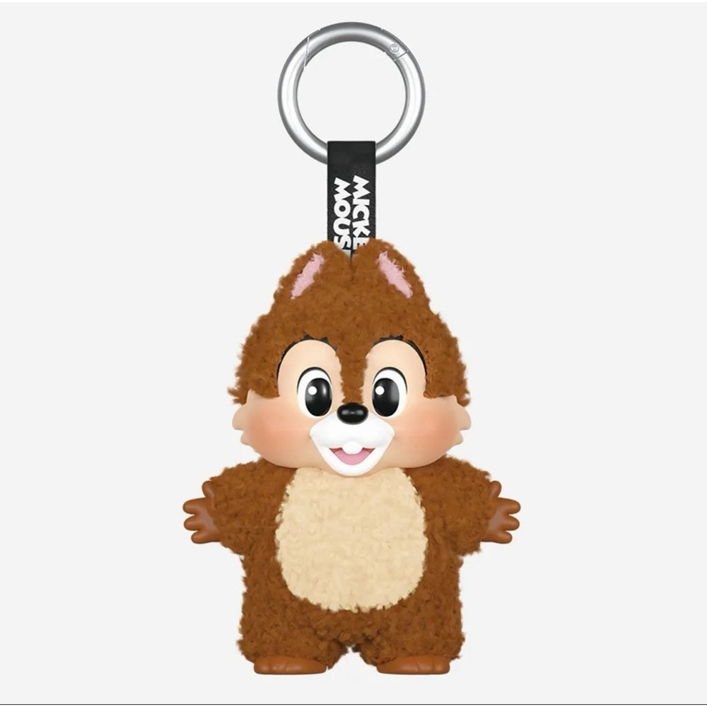 Authentic Mickey Family Chip Keychain NIB